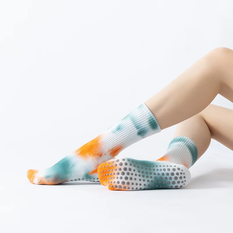 Нов висококачествен печат и боядисване йога теле чорапи памук нехлъзгане контраст цвят стил етаж чорапи 1 чифт Изображение 4