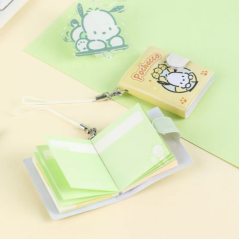 Sanrio Pochacco Series Мини наръчници Цветни страници Джобна висулка Преносим дневник Книга Ключодържатели Студентски канцеларски материали Подарък на едро Изображение 2